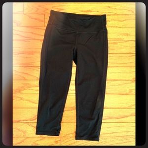 Athleta Capri Tights